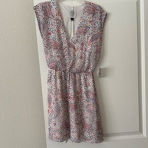NWT Sz S Chic Paisley Mini Dress